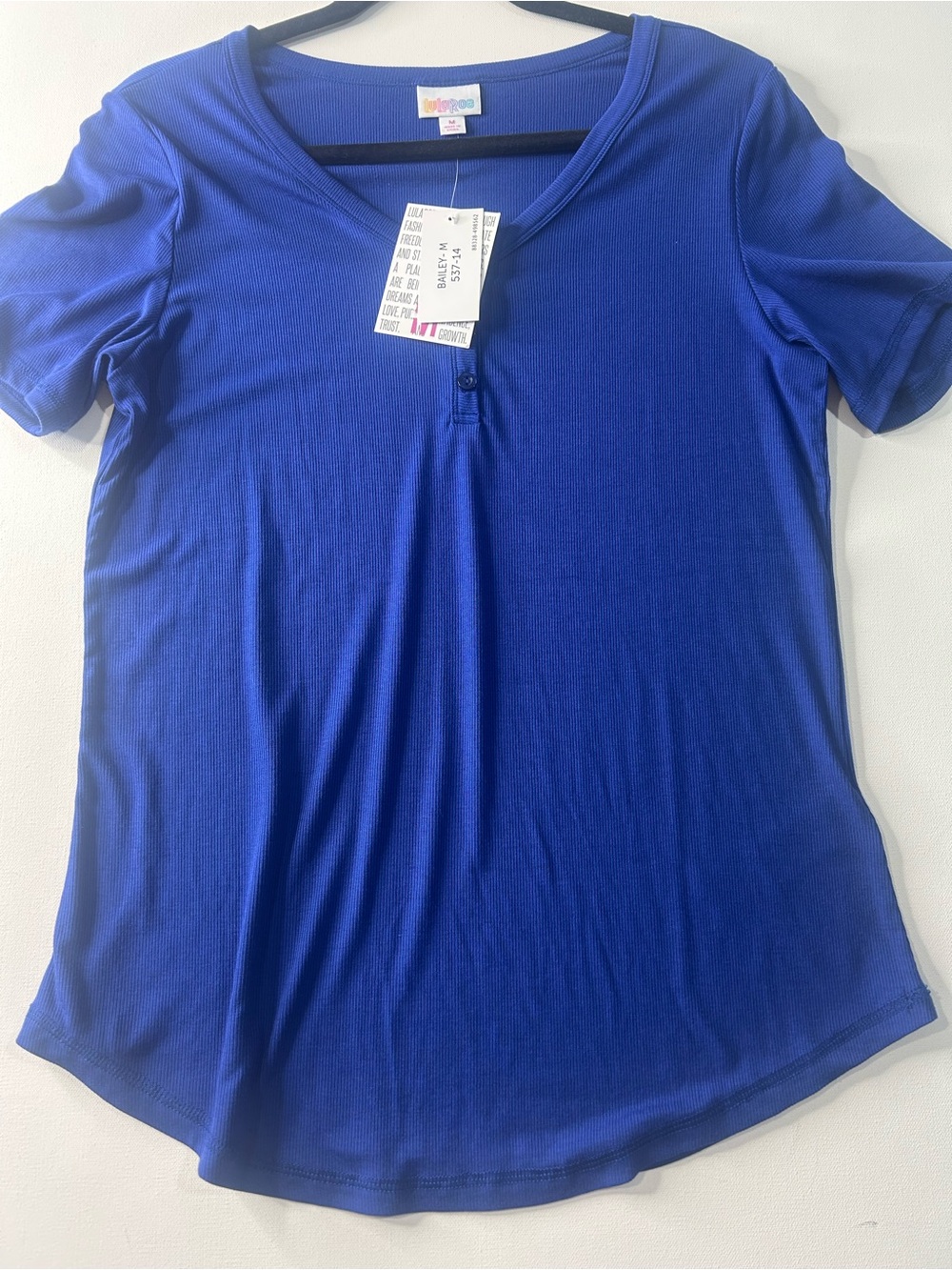 NWT Lularoe Medium Bailey Blue Short Sleeve Tee